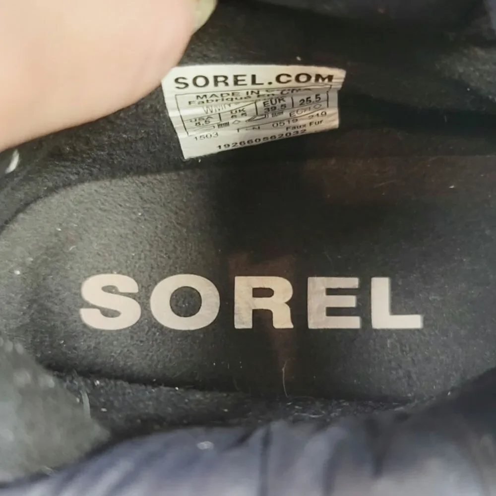 Sorel Out N About Puffy Lace Snow Boots in Navy Blue, sz 8.5